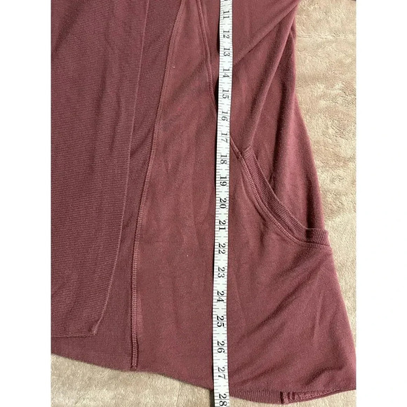 Athleta Cardigan Size XS Mauve Athleisure Soft Active Casual - Picture 7 of 7